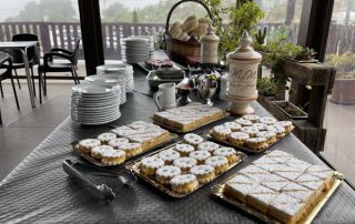 i-jornadas-networking-yunquera-desayuno-molletes-tortas-boquetitos