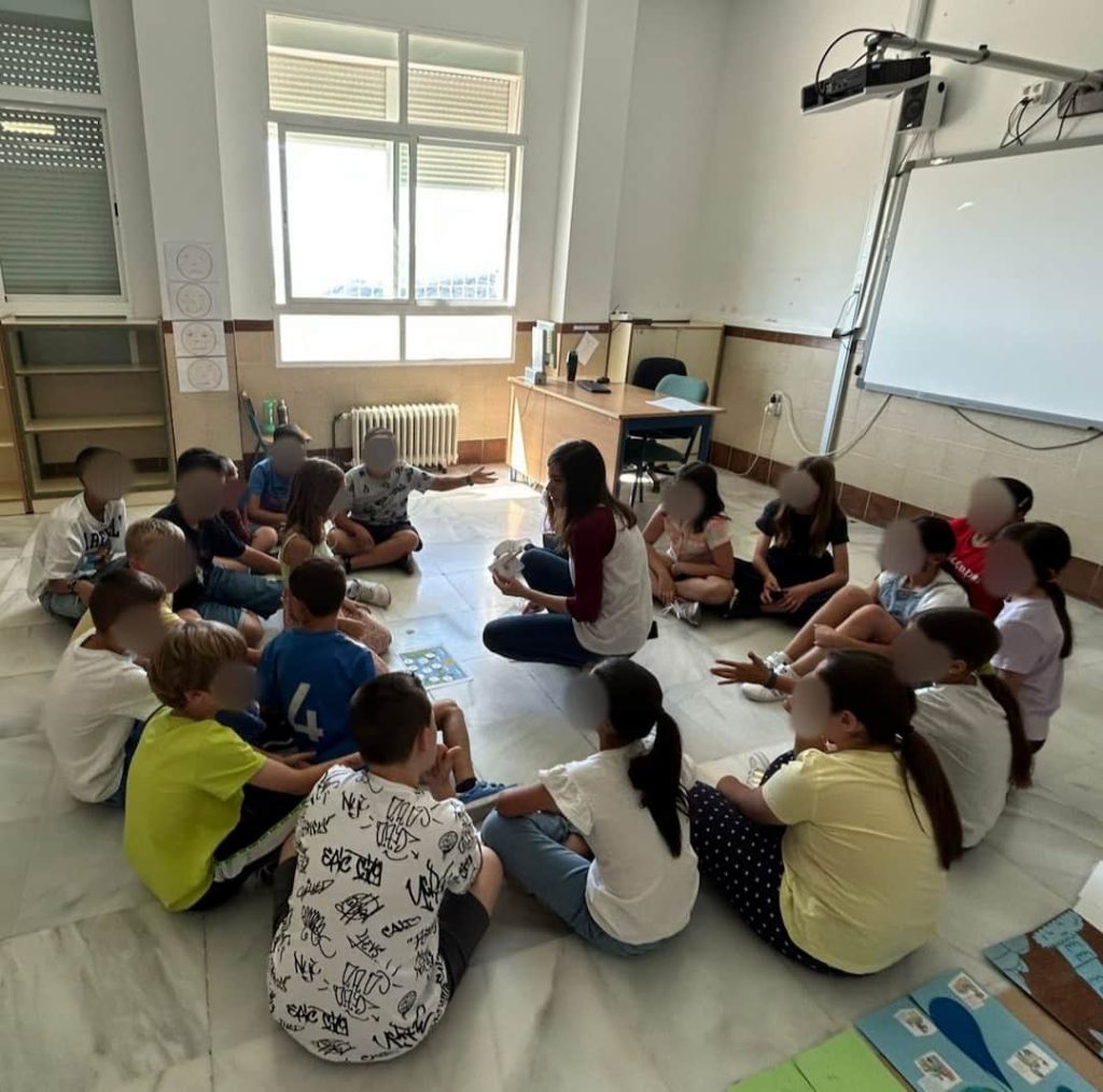 Niños_Jugando_enigma_del_reciclaje