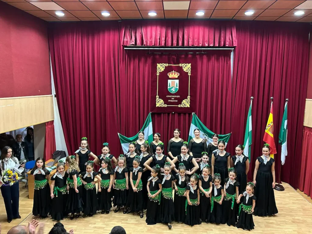 Academia de Baile Inma Serrano en el Día de Andalucía 2026
